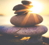 Qigong kan hjælpe dig med at finde balancen både fysisk og psykisk.