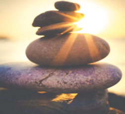 Qigong kan hjælpe dig med at finde balancen både fysisk og psykisk. Artikel af Roze Milene